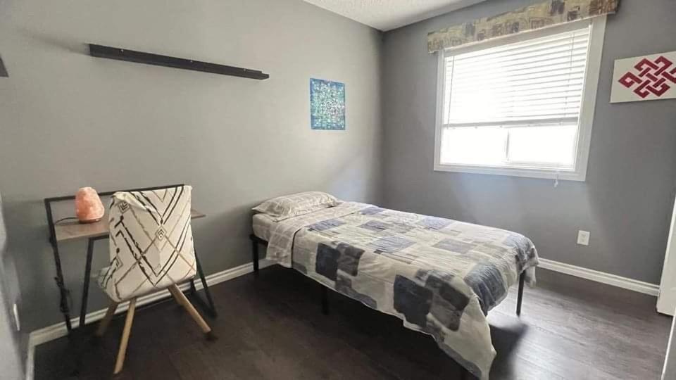 Monthly Accommodation Edmonton Londondery, Pilot Sound, Mcconachie Area Exterior photo